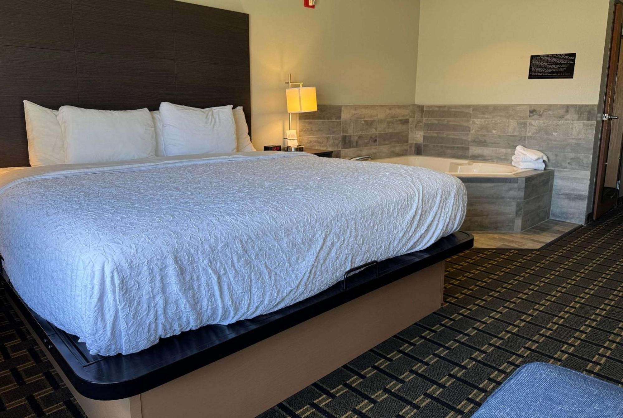 Americinn By Wyndham Columbus Wisconsin מראה חיצוני תמונה