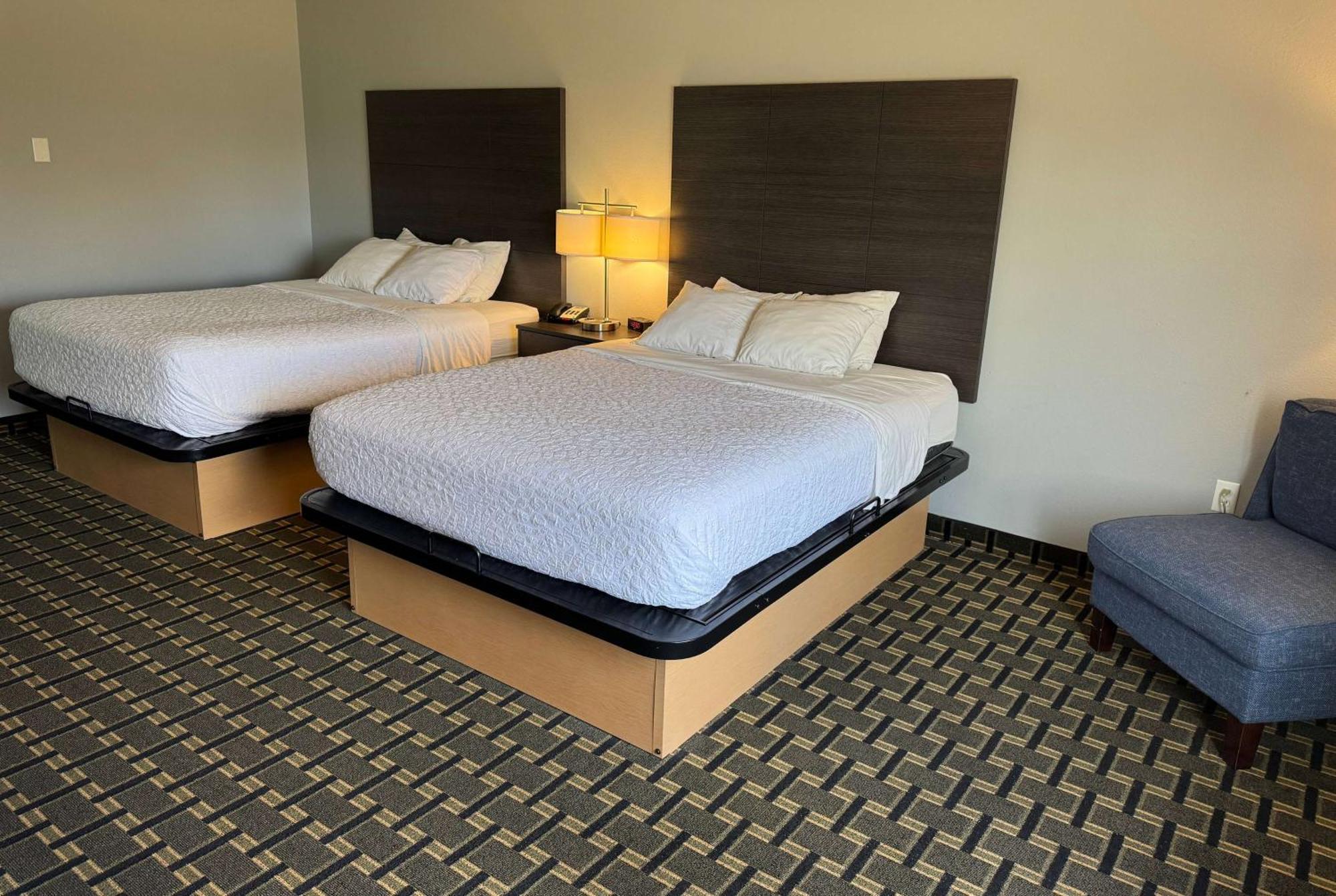 Americinn By Wyndham Columbus Wisconsin מראה חיצוני תמונה