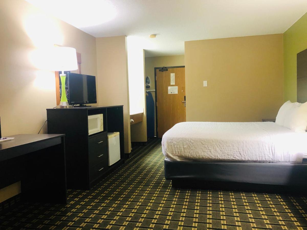 Americinn By Wyndham Columbus Wisconsin מראה חיצוני תמונה